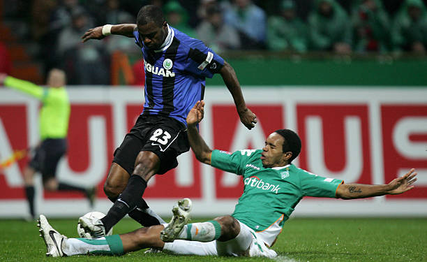 降低传球失 降低传球失