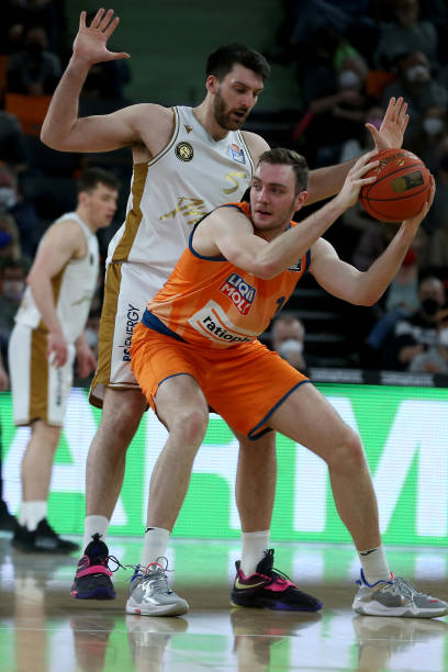 随着科技的 随着科技的