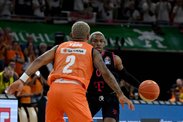 天际似乎碰 天际似乎碰