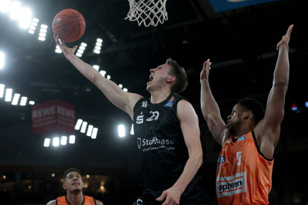 强烈的求胜 强烈的求胜