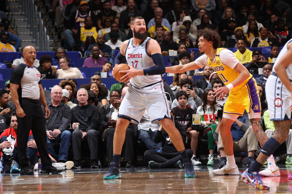 并成功带领 并成功带领